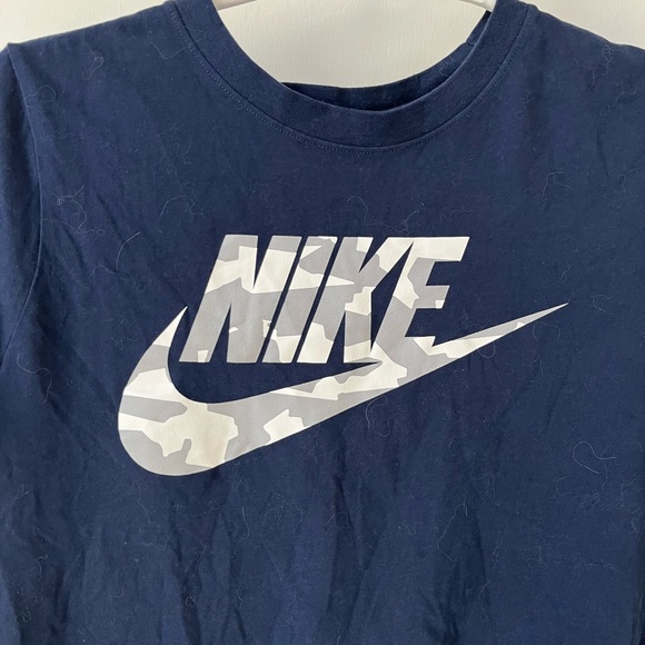 Youth Size XL Nike Lot of 3 (Hoodie, Long Sleeve and Short Sleeve) Tops - Picture 11 of 12